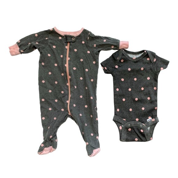 GERBER Baby Girl Sleepers & Onesies Sets - Size Newborn - 4 Sets (8 Pcs Total) - Picture 3 of 6
